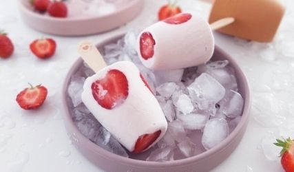 Ovocná zmrzlina s jogurtem